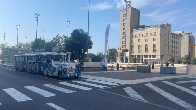 La Spezia: tour HOP ON HOP OFF con trenino e guida turistica - A Deep Dive into the La Spezia Hop-On Hop-Off Experience