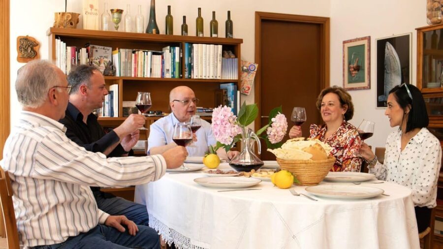 Laconi: visit a winery with wine tasting - FAQ