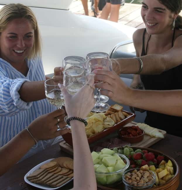 Lagos: Luxury Private Yacht Charter with Drinks and Snacks - Why This Tour Offers Great Value
