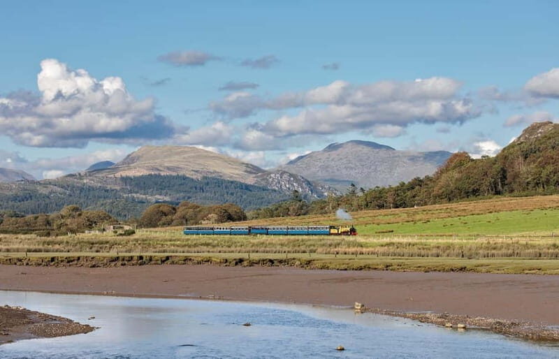 Lake District: First Class Steam Railway Trip and Breakfast - An In-Depth Look at the Experience