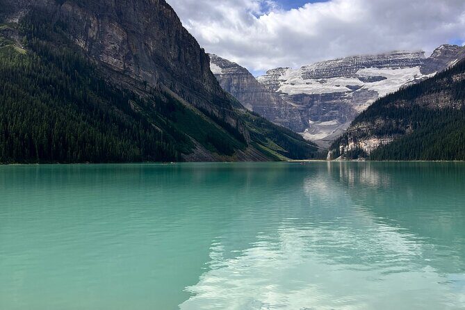 Lake Louise, Moraine Lake, Emerald Lake and Johnston Canyon Tour - A Deep Dive into the Experience