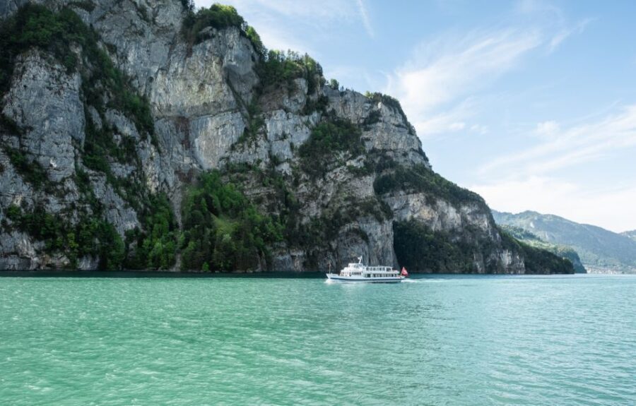 Lake Uri Cruise - Roundtrip from Brunnen to Flüelen - In-Depth Review: A Scenic Journey with Authentic Swiss Flavour