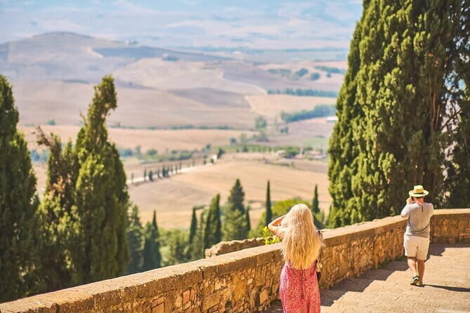 Lands of Brunello wine Pienza and Montalcino with Gourmet Lunch - What Makes This Tour Stand Out