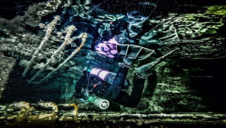 Larnaca: Zenobia Wreck Night Dive Certification With SSI - A Closer Look at the Night Dive Experience