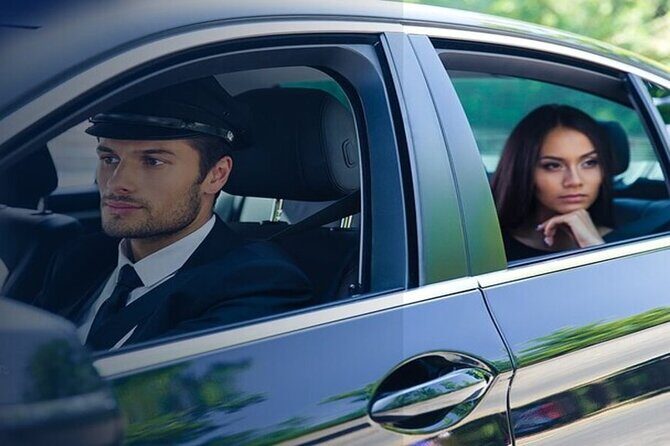 Las Vegas Airport Shuttle & Private Transfers to Hotels - In-Depth Review of the Las Vegas Airport Shuttle & Private Transfers