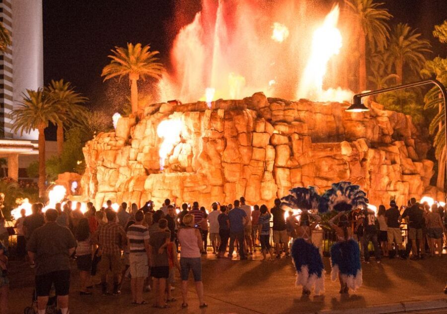 Las Vegas: Bright Lights City Tour with High Roller Ticket - Authentic Experiences and Traveler Insights