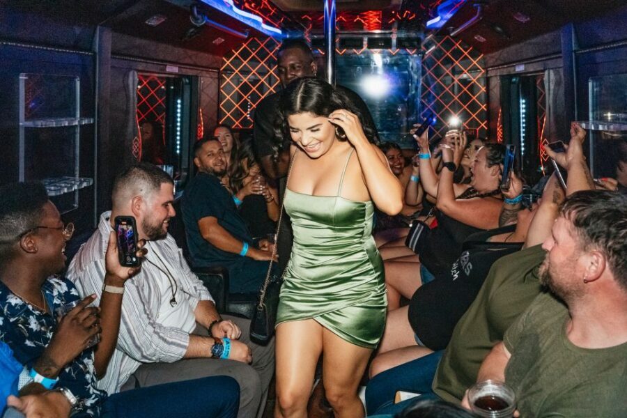 Las Vegas: Club Crawl and Party Bus with Free Drinks - What’s the Real Value?