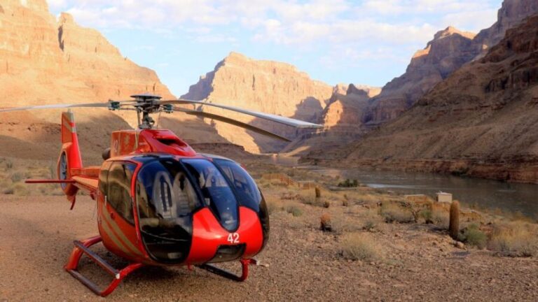 Las Vegas: Grand Canyon Helicopter Ride, Boat Tour & Skywalk - Landing on the Canyon Floor: A Rare Perspective