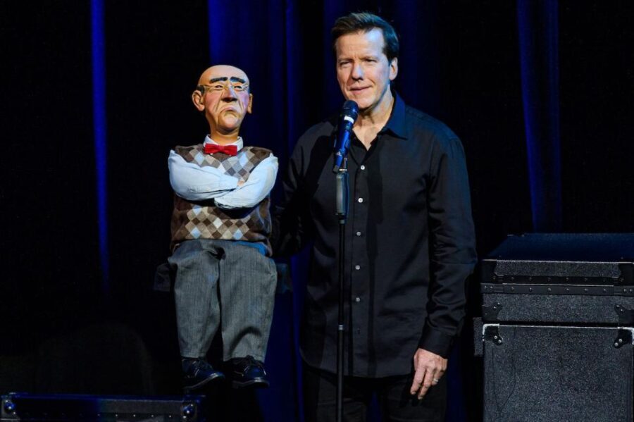 Las Vegas: Jeff Dunham - Artificial Intelligence - An In-Depth Look at the Jeff Dunham “Artificial Intelligence” Experience
