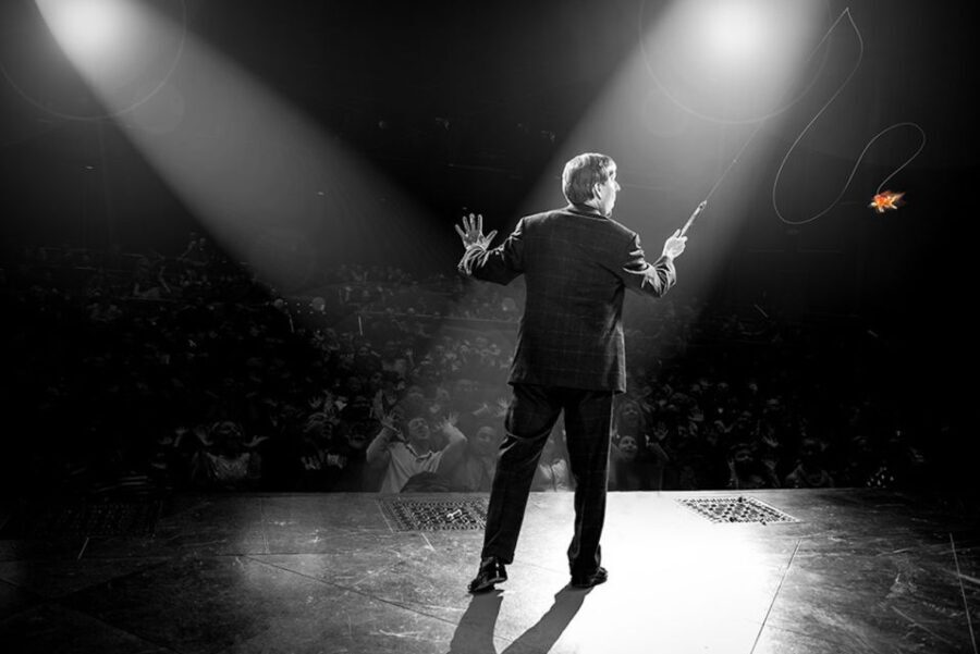 Las Vegas: Mac King Comedy Magic Show at Excalibur - The Location and Setting: Excalibur’s Intimate Atmosphere