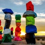 Las Vegas: Mojave Desert, 7 Magic Mountains, Vegas Sign Tour - A Picture-Perfect Stop at the Las Vegas Sign
