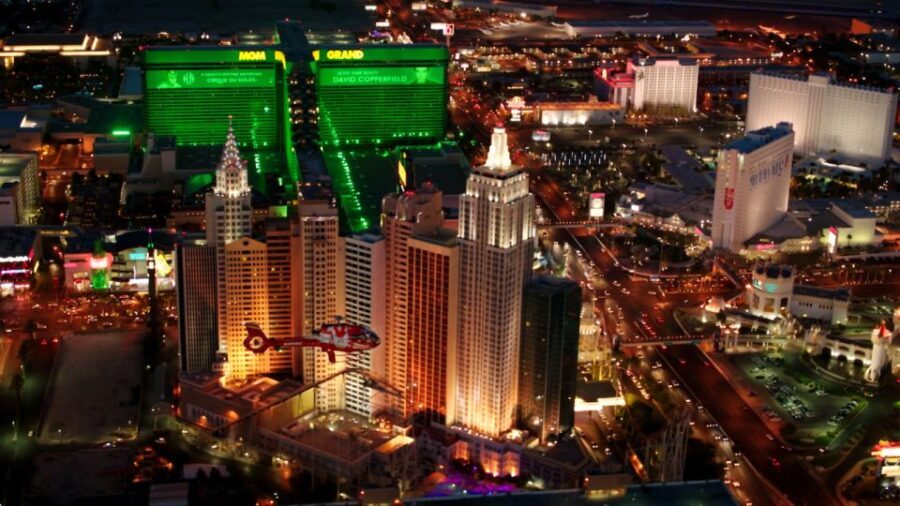 Las Vegas: Night Helicopter Flight over Las Vegas Strip - Who Will Love This Tour?