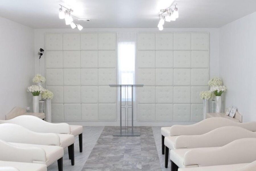 Las Vegas: Paradise Wedding Chapel Quickie Sign & Go Wedding - What’s Included and What’s Not