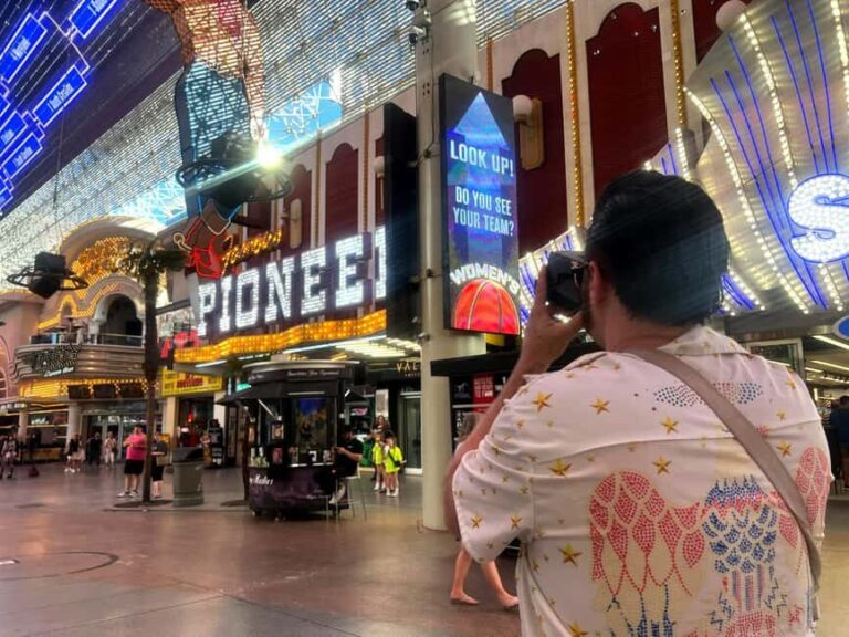 Las Vegas: Polaroid Photo Walking Tour in Vintage Downtown - Final thoughts