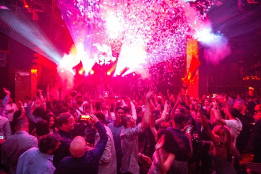 Las Vegas: VIP Nightlife Tour to Bar, Nightclub & Strip Club - Who is This Tour Best Suited For?