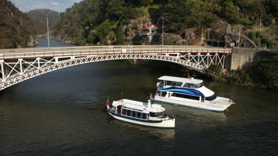 Launceston: 50-Minute Cataract Gorge Cruise - The Skipper’s Commentary: Stories and Facts