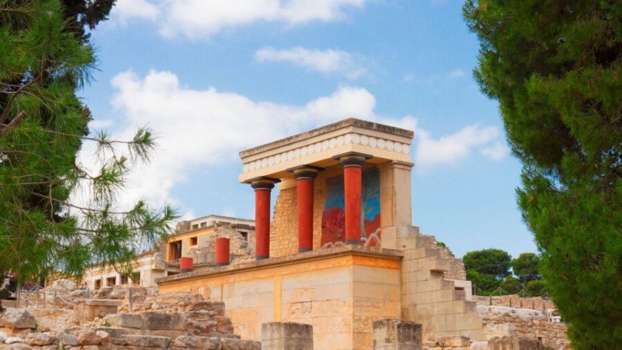 Learn all about Crete in one Tour | Private Guided Tour - Transport and Timing