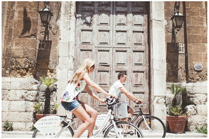 Lecce Bike Rental - Discovering Lecce on Two Wheels: A Detailed Review
