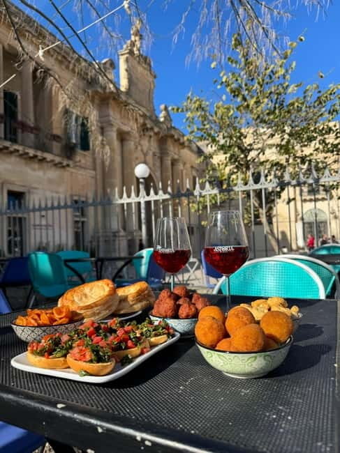 Lecce: Guided Street Food Walking Tour with Food and Wine - Exploring Lecce: A Deep Dive into the Food & Sights
