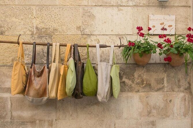 Lecce Shopping Tour by Rickshaw - The Experience: What to Expect