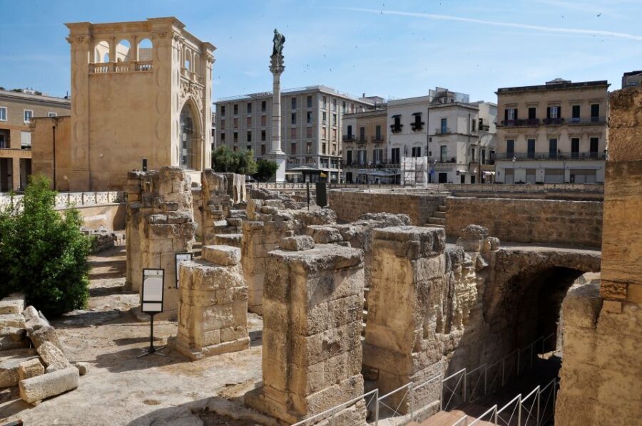 Lecce Unveiled: 2-Hour Guided Baroque Adventure - Exploring Lecce in Depth