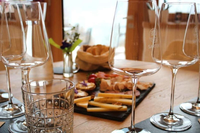 Ledro Lake: Guided Tour & Wine Tasting Among the Vines - Exploring the Ledro Lake Wine Tour in Depth