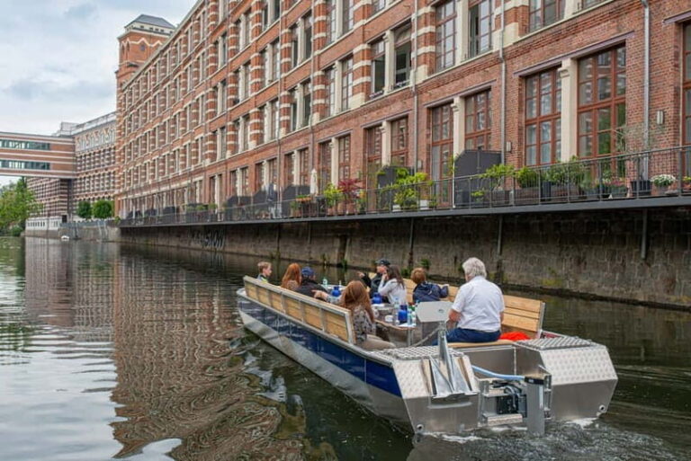 Leipzig: City History Canal Sightseeing Tour on a Motorboat - Exploring Leipzig from the Water: An In-Depth Review