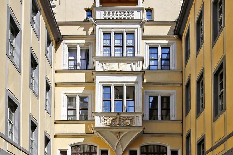 Leipzig: Courtyards, Houses, Trade - Passage Tour in German - Exploring Leipzig’s Hidden Architectural Gems