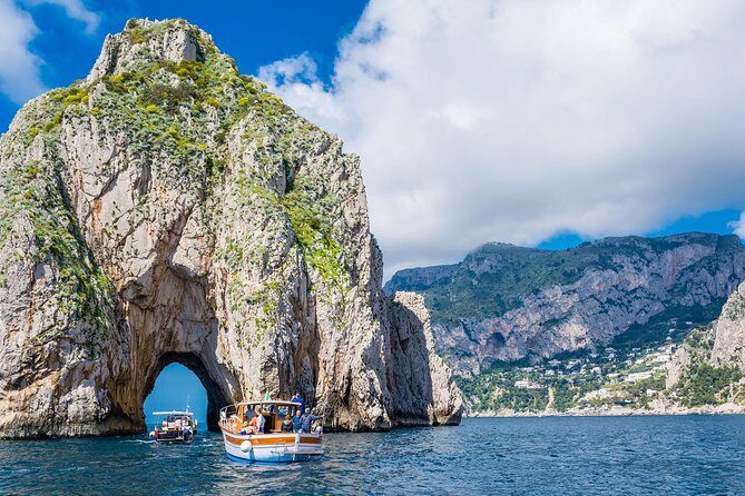 Li Galli Islands and Capri Small Group Boat Tour from Amalfi - FAQ