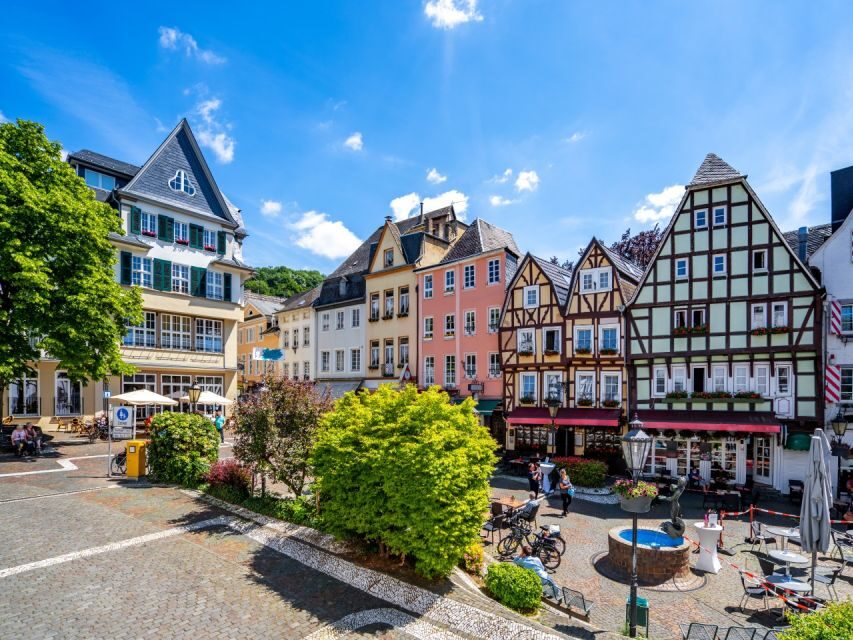 Linz Old Town Highlights Walking Tour with Pöstlingbergbahn
