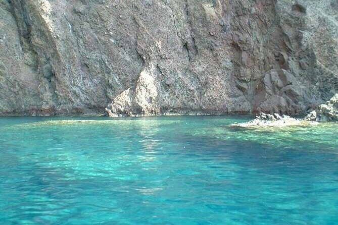 Lipari - Panarea - Stromboli by night - In-Depth Review of the Aeolian Islands Night Cruise