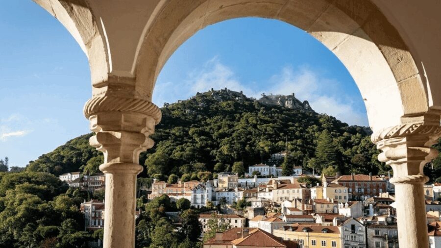 Lisboa: Sintra Tour w/ Pena Palace, Cascais & Cabo da Roca! - A Deep Dive into the Experience