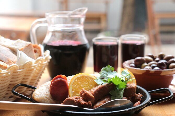 Lisbon 4 Foodies Tour - From Street Food to Awarded Chefs Portuguese Delicacies - What to Expect from the Food and Drink Sampling