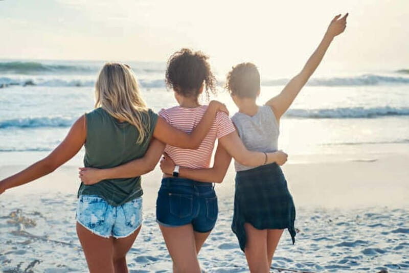 Lisbon: Bachelorette Party Photoshoot Tour - What’s Included and What’s Not