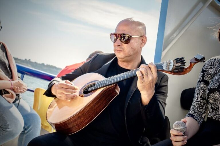 Lisbon: Boat Cruise with Live Fado Performance and a Drink - A Deep Dive into the Experience