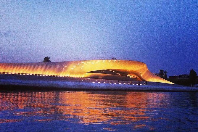 Lisbon by Night Sailing Tour with White or Rosé Wine & Light Snacks - What It Means for You