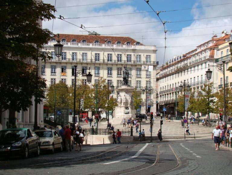 Lisbon: City Walking Tour with Local Guide - Potential Drawbacks