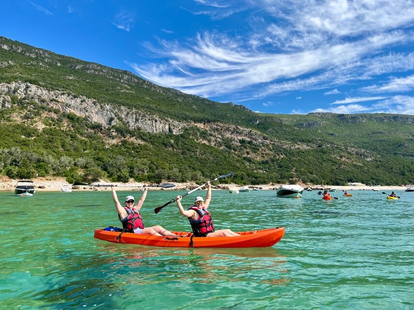 Lisbon: Discover Arrábida beaches by kayak - Why This Tour Works Well for Different Travelers