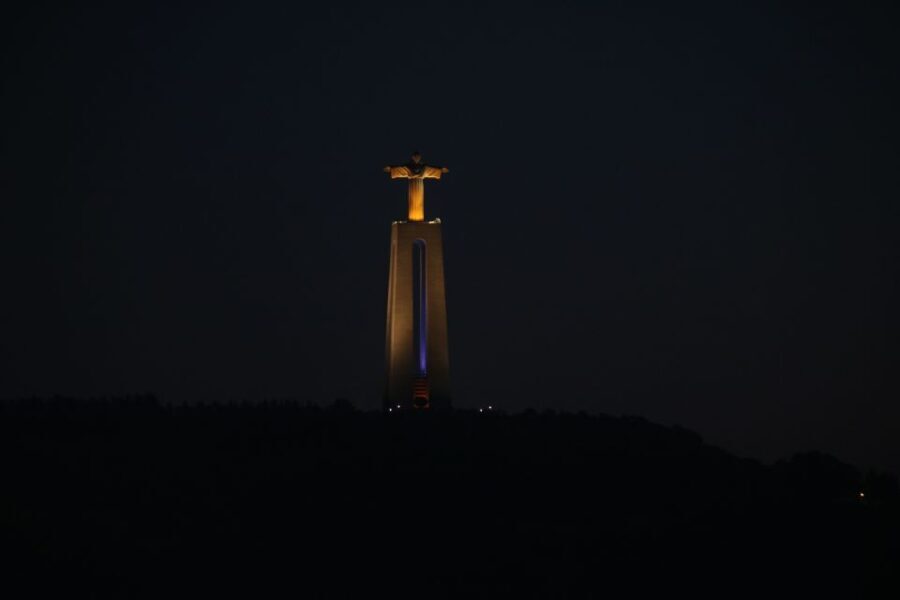 Lisbon: Exclusive Night Tour - Who Would Love This Tour?