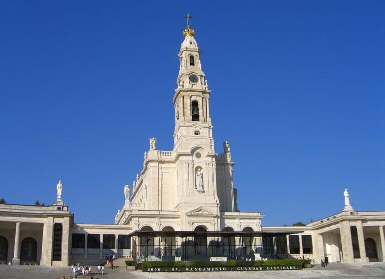 Lisbon: Fátima and Santarém Day of Spirituality and History - Practical Details and Value