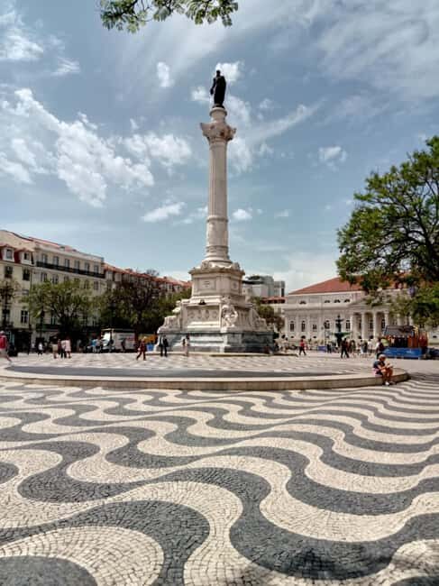 Lisbon: Guided olfactory and historical tour - Why this tour offers good value