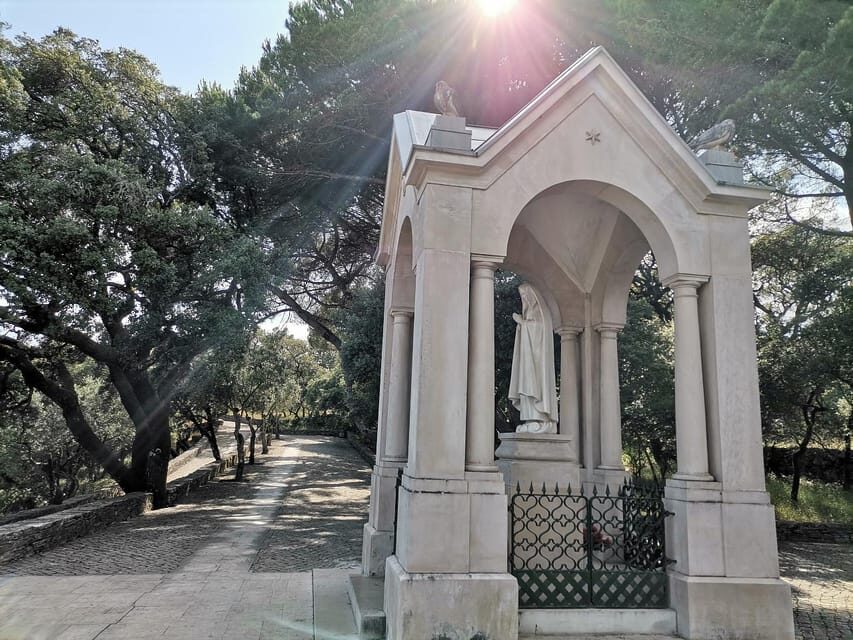 Lisbon: Holy Miracle Church Santarem & Fatima Private Tour - A Closer Look at the Experience: What Makes This Tour Stand Out