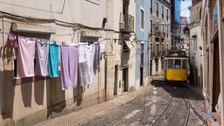 Lisbon: Jewish Quarter Guided Walking Tour - Who Should Consider This Tour?