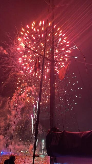 Lisbon: New Year's party on sailboat tour 2025 to 2026 - Why Travelers Love This Experience
