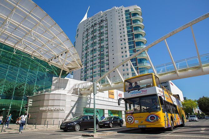 Lisbon Oceanarium and Belém and Modern Lisbon bus Hop On Hop Off Tours 48h - The Bus Tour: Navigating Lisbon’s Neighborhoods