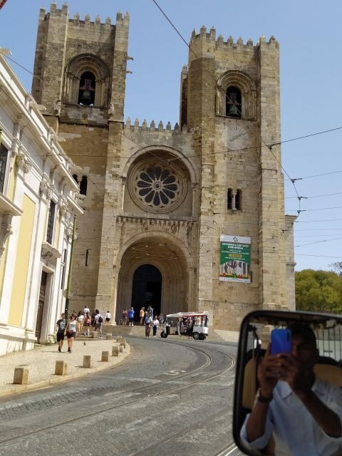 Lisbon Old Town sightseeing with tuk tuk - The Experience in Detail: Why It Works