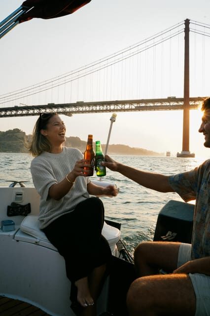 Lisbon PRIVATE Cruise - Fun, Friends and Unique Moments - Exploring the Experience in Detail