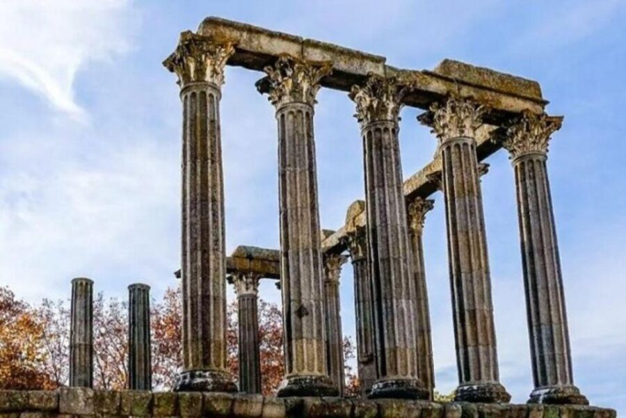 Lisbon: Private Full Day Evora & Alentejo Wine Tour - Who is This Tour Best For?