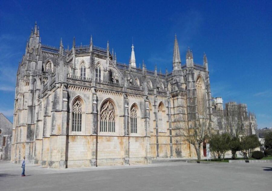 Lisbon: Private Guided Tour of Tomar, Batalha, and Alcobaça - The Itinerary: A Closer Look