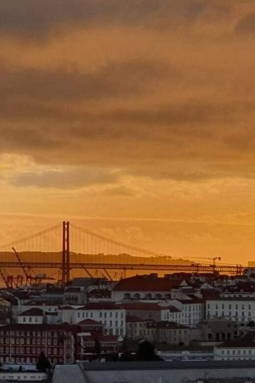 Lisbon: Private Highlights Tuk-Tuk Tour with Tapas and Wine - A Deep Dive into the Lisboa Tuk-Tuk Experience